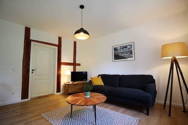 Große Wohnung - Wohnzimmer mit Fachwerk